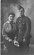 Photographie - Militaria - Uniforme - Militaire - Couple - Calot - Carte Postale Ancienne - Photographs