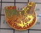 1310 Pin's Pins / Beau Et Rare / NOEL / LA FETE DU PAIN D'EPICES ST NICOLAS SON ANE SA CARRIOLE - Navidad