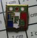 513A Pin's Pins / Beau Et Rare / SPORTS / BILLARD FFB FEDERATION FRANCAISE BLASON Mini Pin's - Biliardo