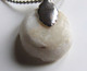 Delcampe - Pendentif Quartz Naturel, Quartz Français, Quartz D'Ardèche, Travail Artisanal, Cadeau Original Femme Ou Homme, Pièce Un - Necklaces/Chains