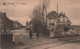 BELGIQUE - Bastogne - Route D'houffalize - Passage A Niveau - Animé - Carte Postale Ancienne - - Bastogne