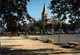 79 - Brioux Sur Boutonne - Le Champ De Foire Et L'église - Brioux Sur Boutonne