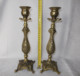 Delcampe - Paar Bronze Kerzenhalter. - Chandeliers, Candelabras & Candleholders