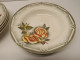 Delcampe - -8 ASSIETTES DEMI CREUSES CERAMIQUE DIGOIN Modèle ADELE Roses Jaune Orangé    E - Digoin (FRA)