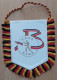 K.B.B.B. R.F.B.B. Boxing Box Belgium? PENNANT, SPORTS FLAG ZS 3/15 - Habillement, Souvenirs & Autres