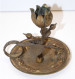 -ANCIEN PETIT BOUGEOIR A MAIN FLEUR BRONZE COLLECTION DECO BOUGIE   E - Candeleros, Candelabros Y Palmatorias