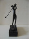 Joueur De Golf En Bronze Sur Socle En Bois - Bronzen