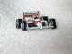 PIN'S    FORMULE 1  McLaren  MARLBORO - F1