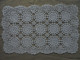 Delcampe - Vintage - Napperon Rectangle En Broderie Ajourée Fil De Coton Blanc - Dentelles Et Tissus