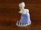 CAISSE BLEUE / Sujet Résine / Inscription Sur Le Socle Warner Bros SO3 Mémé Granny  ( 15 X 10 Cm )  Parfait état - Andere & Zonder Classificatie