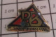 313F Pin's Pins / Beau Et Rare / SPORTS / PB PETANQUE BIGNOLAISE Et Pas PIGNOLE BETANQUAISE - Boule/Pétanque