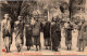 ASIE - CAMBODGE - Voyage Aux Monuments Khmers - SIEM REAP - Un Groupe De Bonzes - Cambodge