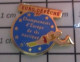 812e Pin's Pins / Beau Et Rare / SPORTS / SKI NAUTIQUE CHAMPIONNAT D'EUROPE EURO DEPECHE - Ski Nautique