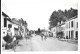 CPA . RISCLE SUR ADOUR..  AVENUE DE L'ADOUR ..1956..BELLE ANIMATION TBE SCAN - Riscle