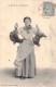 FOLKLORE - Costume - La Sarthe Et Ses Poulardes - Carte Postale Ancienne - Costumes