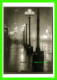 NEW YORK CITY, NY - BROADWAY AT NIGHT, 1910 - ALVIN LANGDON COBURN, 1882-1966 - THE METROPOLITAN MUSEUM OF ART - - Musées