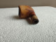 Delcampe - Ancienne PIPE En écume De Mer Sans Embouts Avec Ficelle Au Bout Long 6,1 Cm Env Haut : 4,2 Cm Poids :  31 Grammes - Pipa In Schiuma