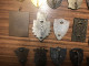 Delcampe - Env. 142 INSIGNES INSIGNE MILITAIRE DRAGO FRAISSE PINS TROUPES ARMEE COLLECTION LOT - Autres & Non Classés