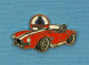 Delcampe - 1 PIN'S //  ** L'" AC COBRA " VOITURE DE SPORT / 1960-1970 / MOTEUR V8 BOITE MANU 4 RAPPORTS FORD USA ** . (23/25) - Ford