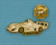 1 PIN'S //  ** LE MANS 1981 / JACKY ICKX ET DEREK BELL / PORSCHE  936 " JULES " ** - Porsche