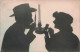 Silhouette - Homme Et Femme Avec Une Lampe A Huile Ou Petrole  - Carte Postale Ancienne - Scherenschnitt - Silhouette