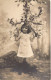 FANTAISIE - Enfant En Robe Blanche  - Carte Postale Ancienne - Autres & Non Classés