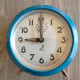 Delcampe - Ancien Réveil JAZ Bleu 9,5 Cm Made In France - Alarm Clocks