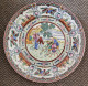 Belle Assiette Décorative Chinoise En Porcelaine Avec Support - Art Contemporain