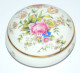 Delcampe - -2 ANCIENNES BOITES BONBONNIERES PORCELAINE LIMOGES BLANCHE & BLEU De FOUR    E - Limoges (FRA)