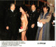 17/01/96 - NIGEL BARKLIE - 6 PRESS PHOTOS ON THE ARREST OF A NACKED WOMAN PROTESTING IN COVENTRY CATHEDRAL - Persone Identificate