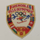 Écusson Des Jeux Olympiques De Grenoble 68; Objet Souvenir. - Apparel, Souvenirs & Other