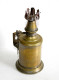 ANCIEN LAMPE PETROLE PIGEON GARANTIE VERITABLE, MEDAILLE ARGENT PARIS 1885 ETAIN / ART DECORATIF (0507.6) - Stagno