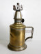 ANCIEN LAMPE PETROLE PIGEON GARANTIE VERITABLE, MEDAILLE ARGENT PARIS 1885 ETAIN / ART DECORATIF (0507.6) - Estaño