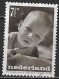 Afwijking Horizontale Bruine Lijn Door Het Gezicht In 1947 Kinderzegels 7½ + 2½ Ct Bruin NVPH 497 - Variétés Et Curiosités