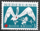 Plaatfout Rood Stipje In De Rechtervleugel In 1957 Rode Kruis Zegels NVPH 695 PM 4 Postfris - Variétés Et Curiosités