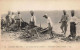 Guerre 1914-1915 - Les Indiens Font Des Tranchées - LL - Brouettes - Personnages - Carte Postale Ancienne - Weltkrieg 1914-18