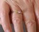 Delcampe - 14k (.585) Witgouden Ring Met Gele Saffier - Ringe