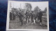 BELLE ET RARE PHOTO ORIGINALE Scaphandre, Scaphandrier  BORDS CANAL ?  POMPE  UNIFORME - Anciennes (Av. 1900)