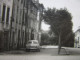 CP 63 Puy De Dôme MARINGUES  - La Fontaine Et Le Boulevard Du Chery Voiture Simca Aronde, 2cv Citroën  Timbrée 1961 - Maringues
