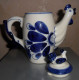 GZHEL. The USSR. Set. TEAPOT. TWO CUPS. COCKEREL. - 6-27-i - Teteras