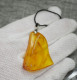 Delcampe - Beautiful Amber Pendant.Natural Baltic Amber 9 Gr - Pendentifs