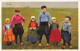 PAYS BAS - Marken - Petits Paysans - Enfants En Tenue Traditionnelle - Colorisé - Carte Postale Ancienne - Autres & Non Classés
