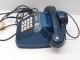 - TELEPHONE A TOUCHES VINTAGE Couleur BLEUE COLLECTION DECO XXe De Grenier    E - Telefontechnik