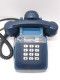 Delcampe - - TELEPHONE A TOUCHES VINTAGE Couleur BLEUE COLLECTION DECO XXe De Grenier    E - Telefoontechniek