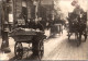 27-7-2023 (3 S 54) France - B/w - Paris In 1900 (shopping Cart - Marchant) - Marchands