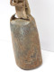 Delcampe - -ANCIENNE CLOCHE De CHEVRE Ou MOUTON Métal BATTANT BOIS Petit Collier Cuir    E - Bells
