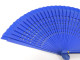 Delcampe - -ANCIEN EVENTAIL BOIS & TISSU BLEU & Trousse Marquée DAYLUS UBRIQUE Collection   E - Fans