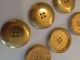 Delcampe - 1 Lot De Boutons Vintage,plusieurs Centaines E - Buttons