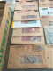 BOITE  D'ENVELOPPES & POCHETTES  Contenant  BEAUCOUP De   TIMBRES D' ESPAGNE   -  OBLITERES - Vrac (min 1000 Timbres)