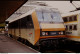 Photo Diapo Diapositive Slide Train Wagon Locomotive Electrique SNCF SYBIC 26042 Le 15/02/2000 VOIR ZOOM - Diapositives